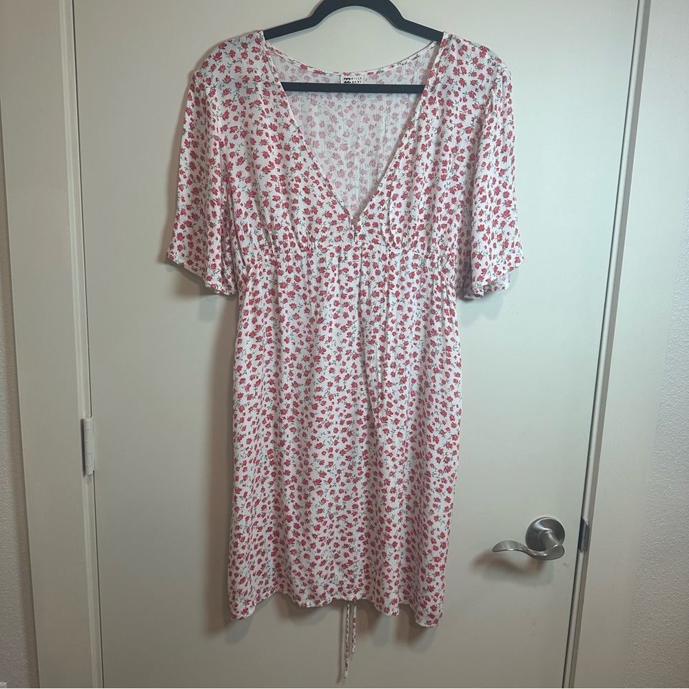 Billabong Red and White Floral Midi Dress